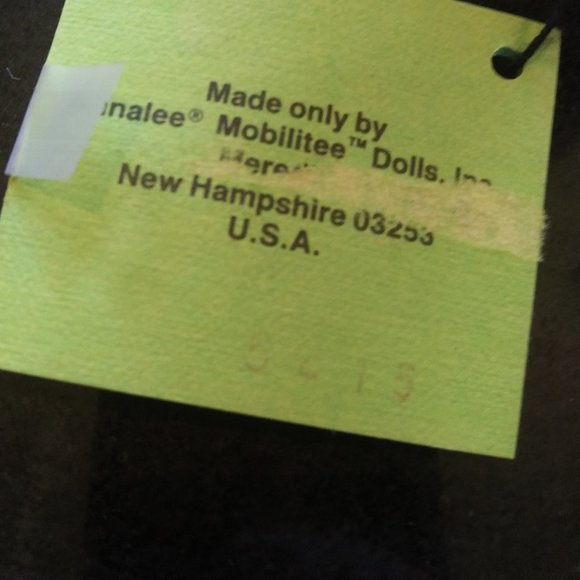 VTG Annalee Thorndike Mobilitee Doll Mrs Claus with muff and holly on her hat - Picture 5 of 13